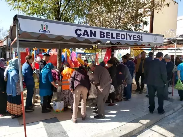 Başkan Öz, kandilde ikramda bulundu, mezarlıkları ziyaret etti Başkan Öz, kandilde ikramda bulundu, mezarlıkları ziyaret etti