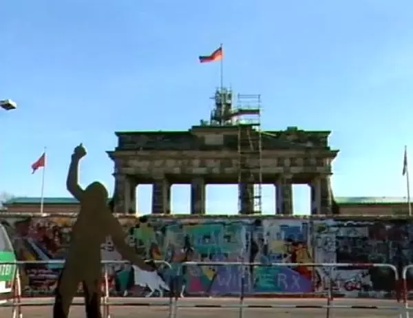 Berlin Duvarı'nın yıkılışının 30'uncu yılı kutlandı Berlin Duvarı'nın yıkılışının 30'uncu yılı kutlandı