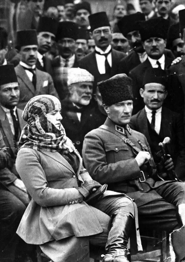 Büyük Önder Atatürk 81 yıldır özlemle anılıyor Büyük Önder Atatürk 81 yıldır özlemle anılıyor