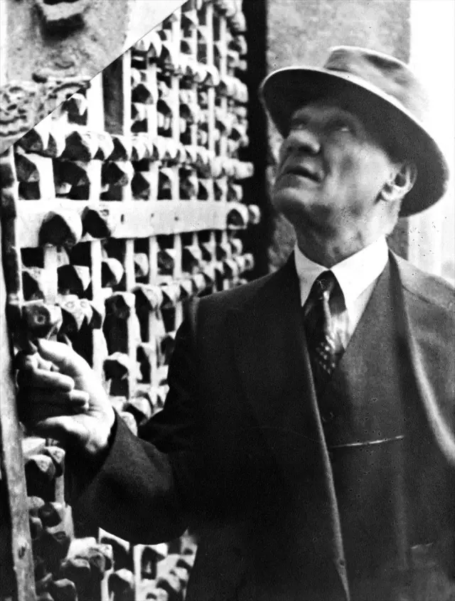 Büyük Önder Atatürk 81 yıldır özlemle anılıyor Büyük Önder Atatürk 81 yıldır özlemle anılıyor