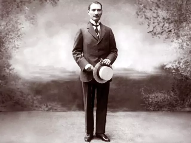 Büyük Önder Atatürk 81 yıldır özlemle anılıyor Büyük Önder Atatürk 81 yıldır özlemle anılıyor