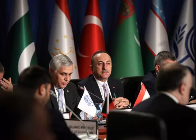 Çavuşoğlu: 'ABD gibi ülkelerin önce aynaya bakması lazım' Çavuşoğlu: 'ABD gibi ülkelerin önce aynaya bakması lazım'