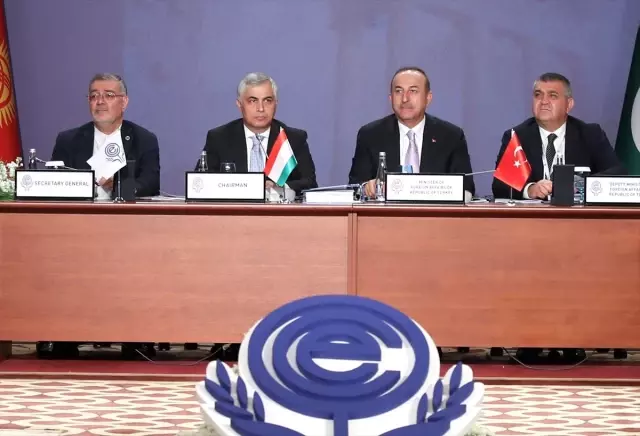 Çavuşoğlu: 'ABD gibi ülkelerin önce aynaya bakması lazım' Çavuşoğlu: 'ABD gibi ülkelerin önce aynaya bakması lazım'