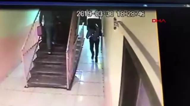 Dini nikahlı eşini öldüren cani, cinayeti tüm yönleriyle anlattı: Yüz derisini soyup tuvalete attım Dini nikahlı eşini öldüren cani, cinayeti tüm yönleriyle anlattı: Yüz derisini soyup tuvalete attım