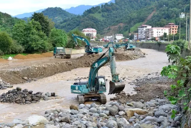 DSİ, Ocak ayından itibaren 162 adet toplu makinalı çalışma yaptı