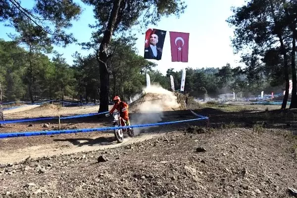 Enduro ve ATV Şampiyonası 3'üncü ayak yarışları başladı Enduro ve ATV Şampiyonası 3'üncü ayak yarışları başladı