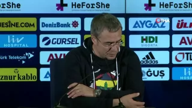 Ersun Yanal: 'Oynanan oyundan memnun değilim' Ersun Yanal: 'Oynanan oyundan memnun değilim'