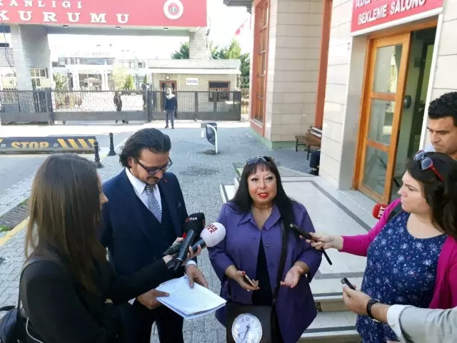 Fatih'te ölen kardeşlerin arkadaşı, cenazelerin kendisine verilmesini istiyor Fatih'te ölen kardeşlerin arkadaşı, cenazelerin kendisine verilmesini istiyor