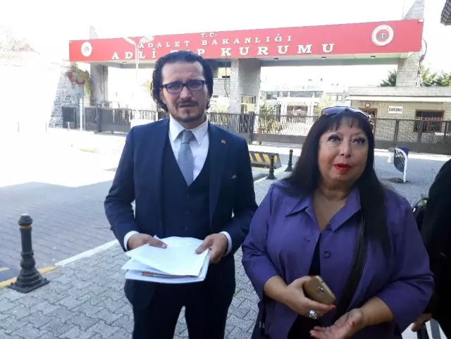 Fatih'te ölen kardeşlerin arkadaşı, cenazelerin kendisine verilmesini istiyor Fatih'te ölen kardeşlerin arkadaşı, cenazelerin kendisine verilmesini istiyor