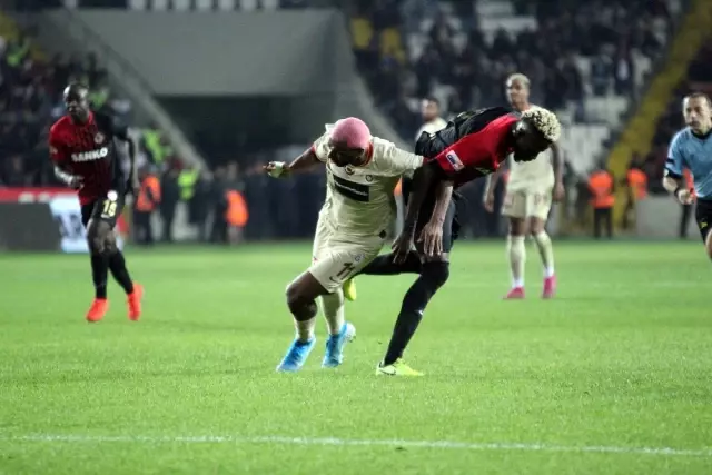 Galatasaray moral buldu Galatasaray moral buldu