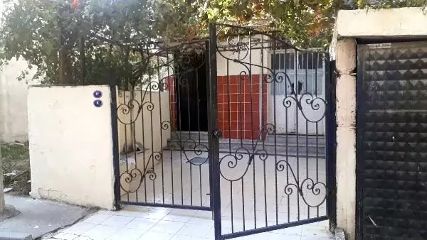 Hasta çocuğunu görmek isteyen eşini öldürdü Hasta çocuğunu görmek isteyen eşini öldürdü