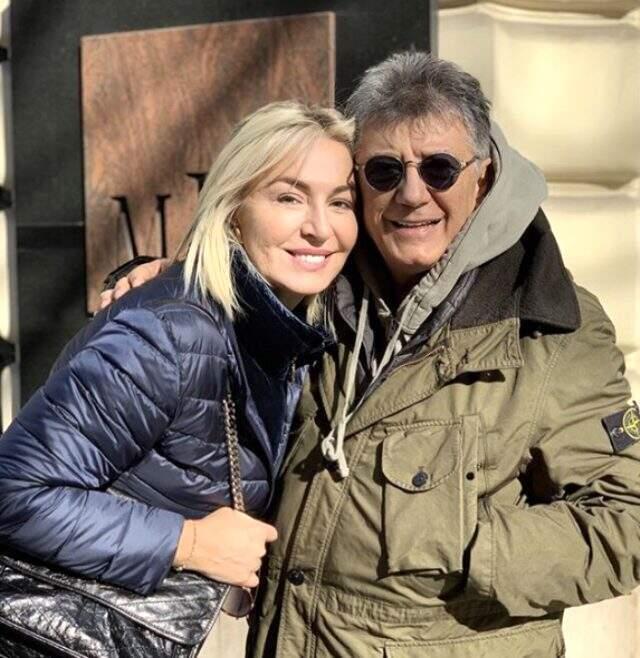 Hayatını kaybeden Tarık Ünlüoğlu'nun eşinden yürek burkan paylaşım