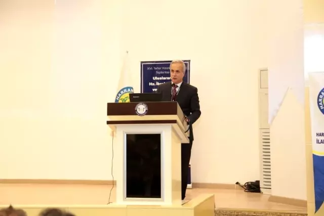 HRÜ'de tefsir akademisyenleri koordinasyon toplantısı gerçekleştirildi HRÜ'de tefsir akademisyenleri koordinasyon toplantısı gerçekleştirildi