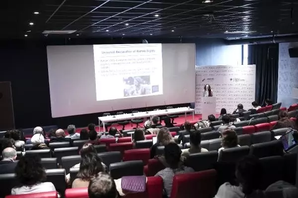 İstanbul Bilgi Üniversitesi'nde göç konferansı; ülkeler deneyimlerini paylaştı