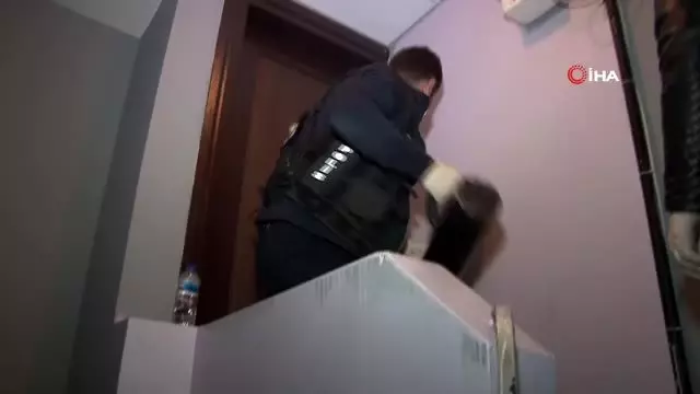İstanbul'da özel harekat destekli narkotik operasyonu İstanbul'da özel harekat destekli narkotik operasyonu