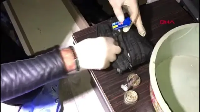 İstanbul'da uyuşturucu operasyonu: çok sayıda gözaltı var İstanbul'da uyuşturucu operasyonu: çok sayıda gözaltı var