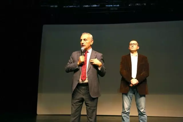 Merhaba Güzel Vatanım a Küçükçekmecelilerden büyük ilgi