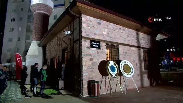 'Mizanoğlu Mescidi' ibadete açıldı 'Mizanoğlu Mescidi' ibadete açıldı