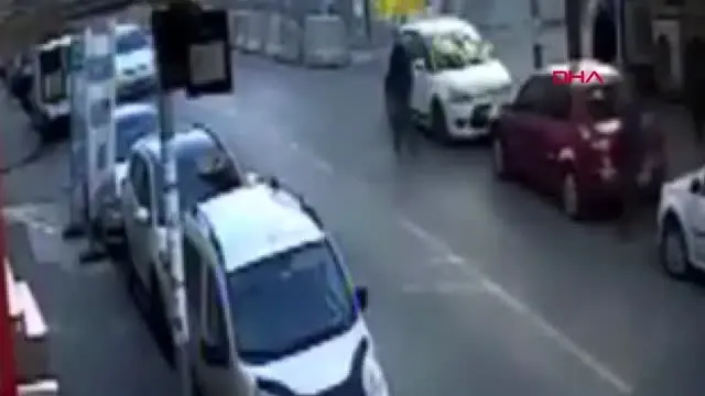 Motosiklet hırsızlarını ikinci kez durdurdu, silahlı saldırıya uğradı Motosiklet hırsızlarını ikinci kez durdurdu, silahlı saldırıya uğradı