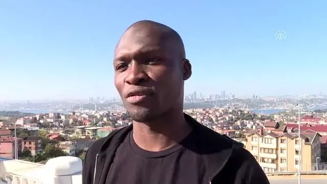 Moussa Sow'un şampiyonluk favorisi Fenerbahçe Moussa Sow'un şampiyonluk favorisi Fenerbahçe