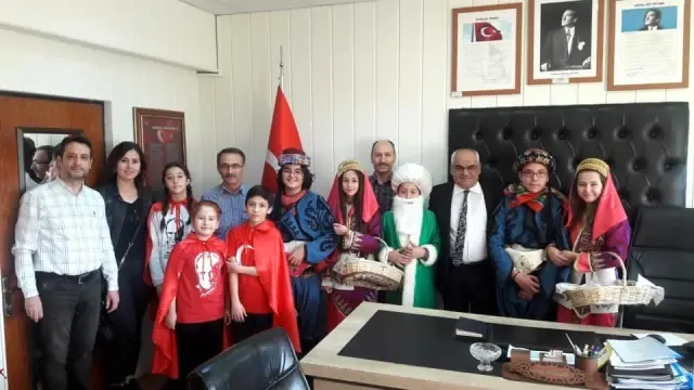 Nasrettin hoca Nazilli'de kandil kutladı Nasrettin hoca Nazilli'de kandil kutladı