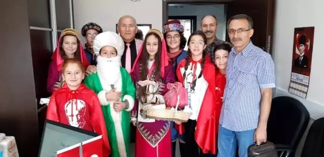 Nasrettin hoca Nazilli'de kandil kutladı Nasrettin hoca Nazilli'de kandil kutladı