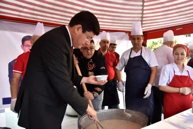Nazilli'de Mevlid Kandili hayırlarla kutlandı Nazilli'de Mevlid Kandili hayırlarla kutlandı