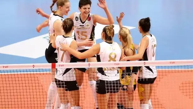 Nilüfer Belediyespor: 0 - VakıfBank: 3