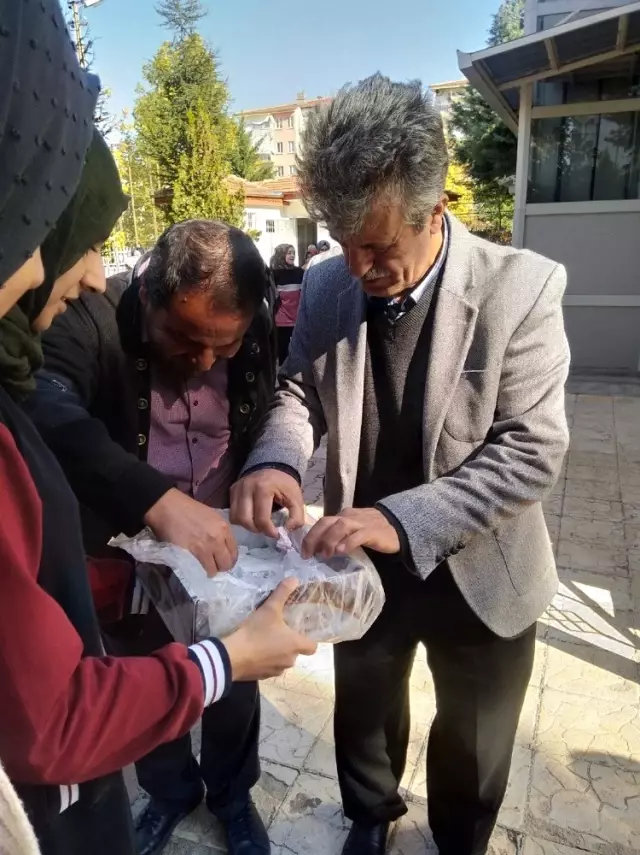 Öğrenciler Mevlidi Nebevi Haftasını kutladı Öğrenciler Mevlidi Nebevi Haftasını kutladı