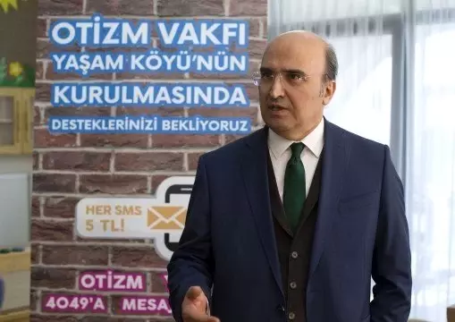 Otizmli çocuklar Ankara'da müşterilere servis yapıp, ürünlerini sergiliyorlar Otizmli çocuklar Ankara'da müşterilere servis yapıp, ürünlerini sergiliyorlar
