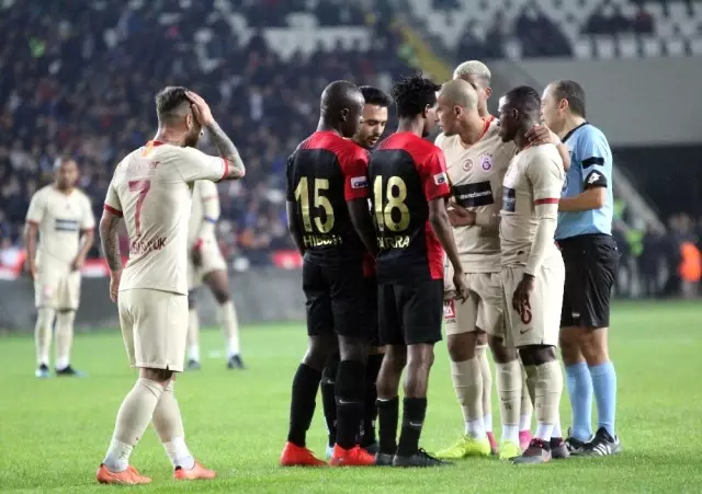 Süper Lig: Gaziantep FK: 0 - Galatasaray: 2 (Maç Sonucu) Süper Lig: Gaziantep FK: 0 - Galatasaray: 2 (Maç Sonucu)