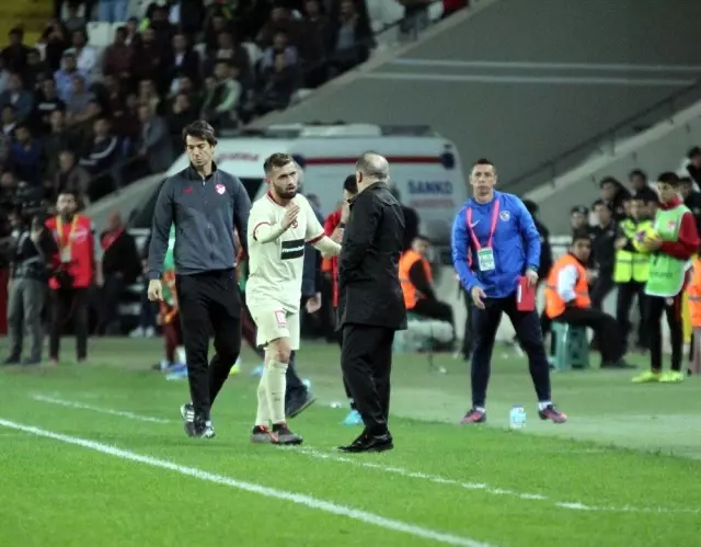 Süper Lig: Gaziantep FK: 0 - Galatasaray: 2 (Maç Sonucu) Süper Lig: Gaziantep FK: 0 - Galatasaray: 2 (Maç Sonucu)