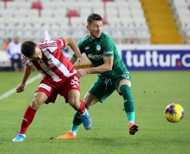 Süper Lig: Sivasspor: 0 - Konyaspor: 0 (İlk yarı) Süper Lig: Sivasspor: 0 - Konyaspor: 0 (İlk yarı)