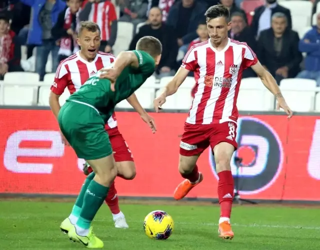 Süper Lig: Sivasspor: 0 - Konyaspor: 0 (İlk yarı) Süper Lig: Sivasspor: 0 - Konyaspor: 0 (İlk yarı)
