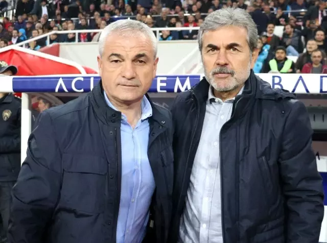 Süper Lig: Sivasspor: 0 - Konyaspor: 0 (İlk yarı) Süper Lig: Sivasspor: 0 - Konyaspor: 0 (İlk yarı)