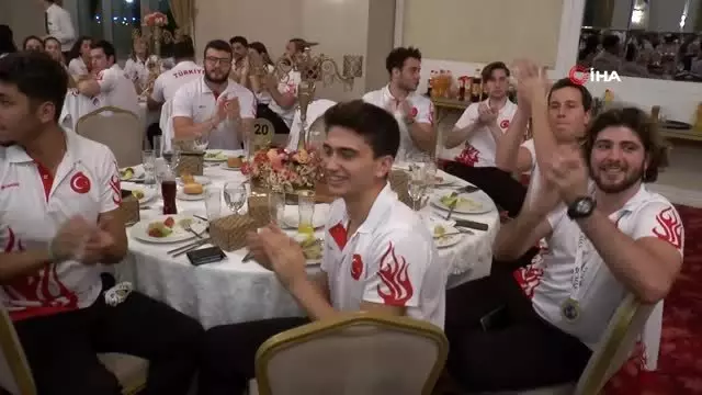 Türkiye'ye 49 uluslararası madalya kazandıran milli sporcular onur gecesinde buluştu Türkiye'ye 49 uluslararası madalya kazandıran milli sporcular onur gecesinde buluştu