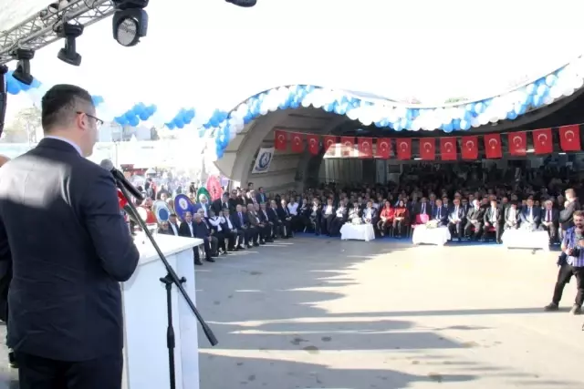 Vali Memiş'ten iş adamlarına yatırım çağrısı Vali Memiş'ten iş adamlarına yatırım çağrısı
