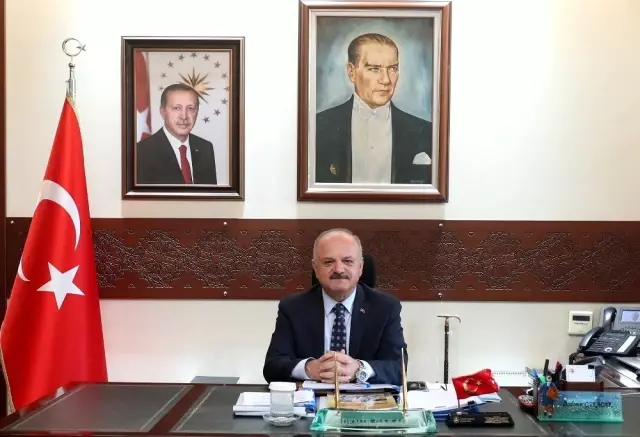 Vali Özdemir Çakacak'ın Vali Özdemir Çakacak'ın