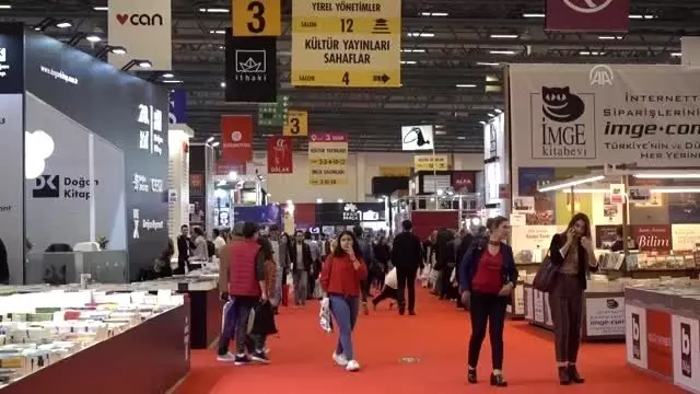 Yazar Adnan Özyalçıner: