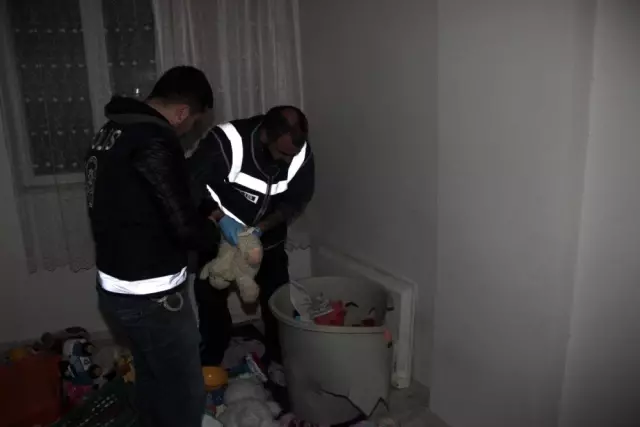 Zehir tacirlerinden akıl almaz yöntem! Uyuşturucu satmak için vakıf kurdular Zehir tacirlerinden akıl almaz yöntem! Uyuşturucu satmak için vakıf kurdular