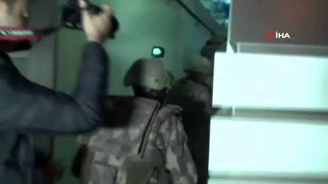 Zehir tacirlerinin uyuşturucu satmak için kurduğu vakfa polis baskını Zehir tacirlerinin uyuşturucu satmak için kurduğu vakfa polis baskını
