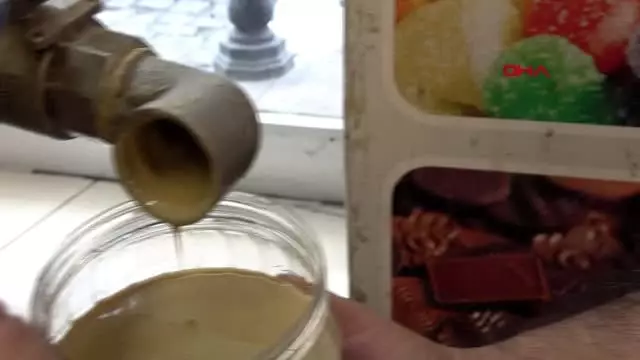 Adana tahindeki sır; yerli susam Adana tahindeki sır; yerli susam