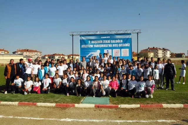 Akşehir'de 2. Zekai Baloğlu Atletizm Yarışması'na yoğun ilgi Akşehir'de 2. Zekai Baloğlu Atletizm Yarışması'na yoğun ilgi