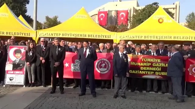 Atatürk, ebediyete intikalinin 81. yıl dönümünde anıldı Atatürk, ebediyete intikalinin 81. yıl dönümünde anıldı
