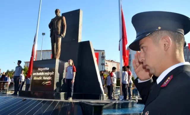Bafra'da 10 Kasım anma töreni