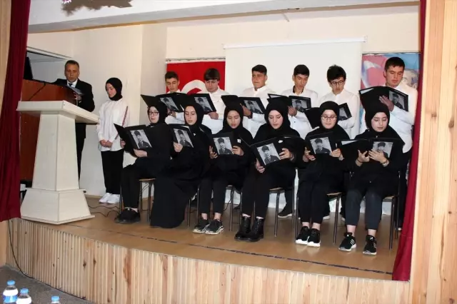 Büyük Önder Atatürk'ü anıyoruz