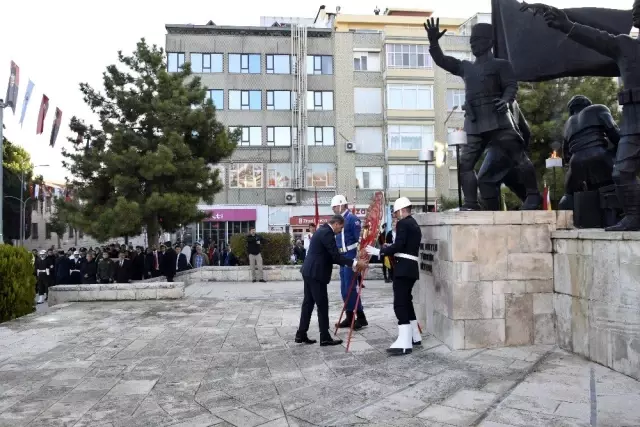 Büyük Önder Mustafa Kemal Atatürk Burdur'da anıldı Büyük Önder Mustafa Kemal Atatürk Burdur'da anıldı