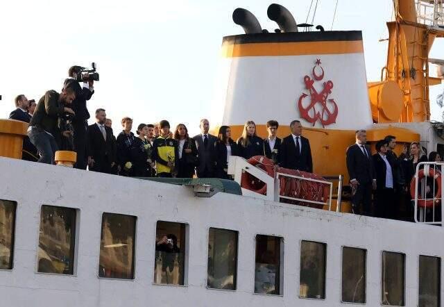 Fenerbahçe Kulübü, vefatının 81. yıl dönümünde Atatürk'ü andı