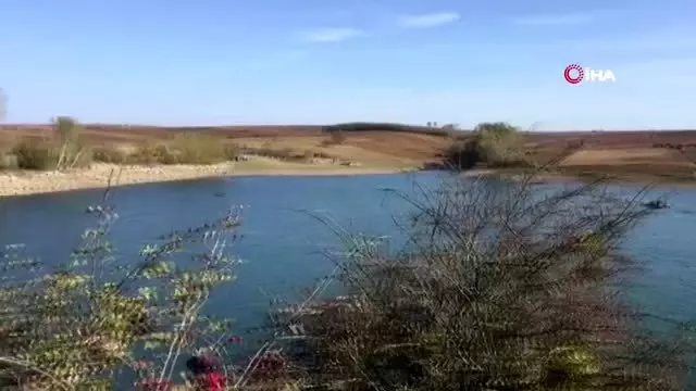 Gölete düşerek kaybolan öğretmeni arama çalışmaları sürüyor Gölete düşerek kaybolan öğretmeni arama çalışmaları sürüyor