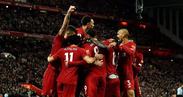 Liverpool, Manchester City'yi 3 golle geçti!